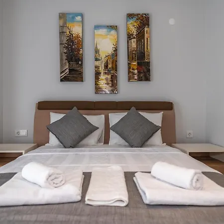 Villa Mia- 4 Bedroom Holiday In Oludeniz