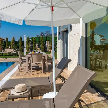 Villa Mia- 4 Bedroom Holiday In Oludeniz Fethiye
