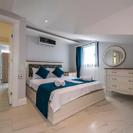 Villa Mia- 4 Bedroom Holiday In Oludeniz