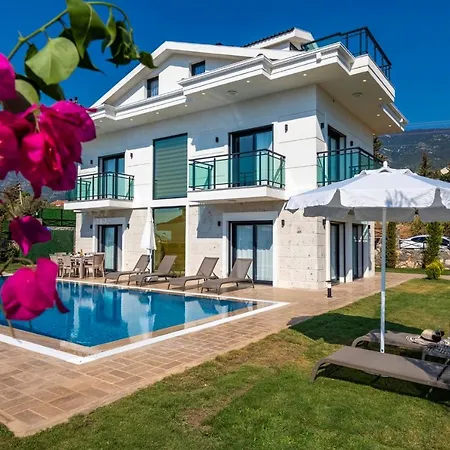Mia- 4 Bedroom Holiday In Oludeniz Fethiye