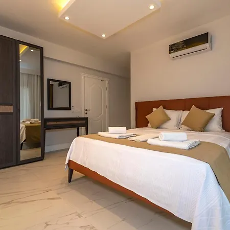 Mia- 4 Bedroom Holiday In Oludeniz Villa *