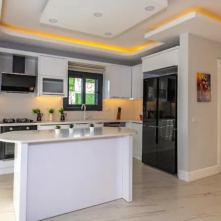 Villa Mia- 4 Bedroom Holiday In Oludeniz
