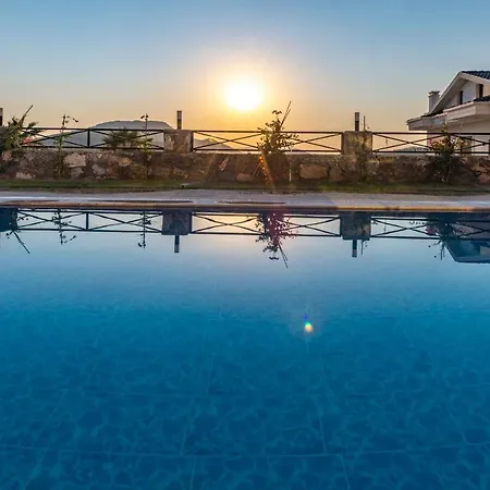 Villa Mia- 4 Bedroom Holiday In Oludeniz
