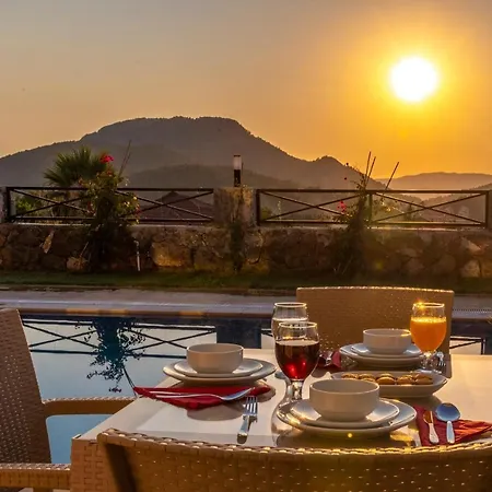Mia- 4 Bedroom Holiday In Oludeniz