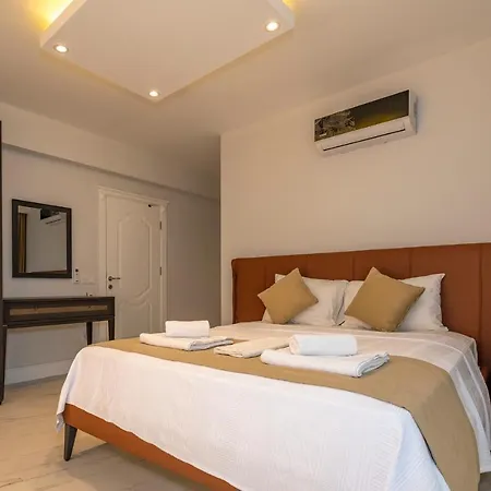 Villa Mia- 4 Bedroom Holiday In Oludeniz