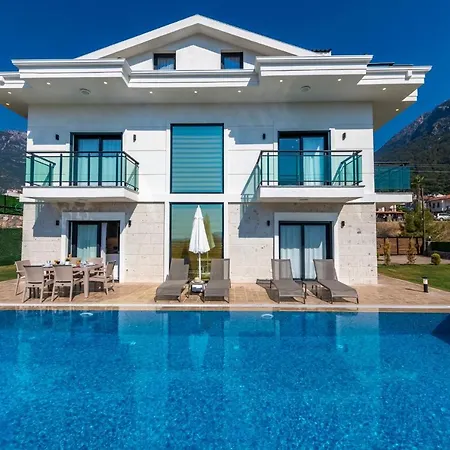 Villa Mia- 4 Bedroom Holiday In Oludeniz Fethiye