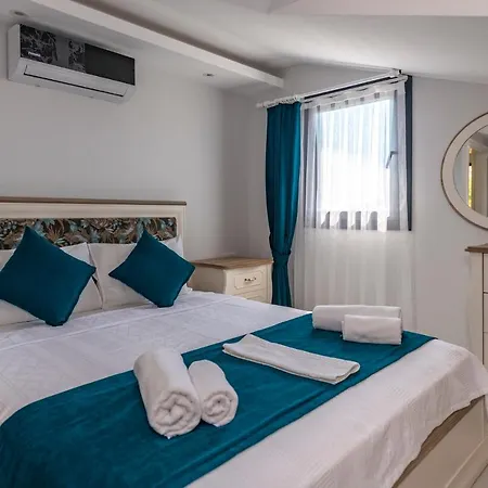 Mia- 4 Bedroom Holiday In Oludeniz *