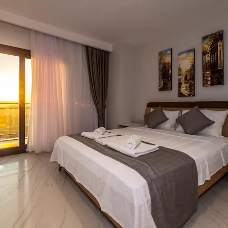 Mia- 4 Bedroom Holiday In Oludeniz Villa *