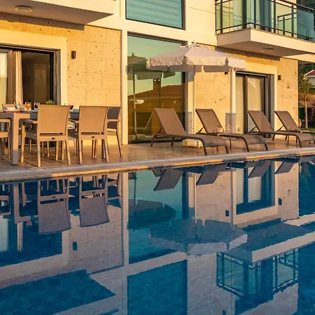 Mia- 4 Bedroom Holiday In Oludeniz Villa Fethiye
