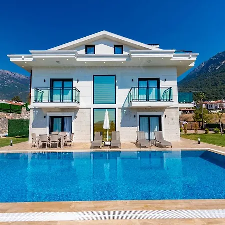 Mia- 4 Bedroom Holiday In Oludeniz Villa *